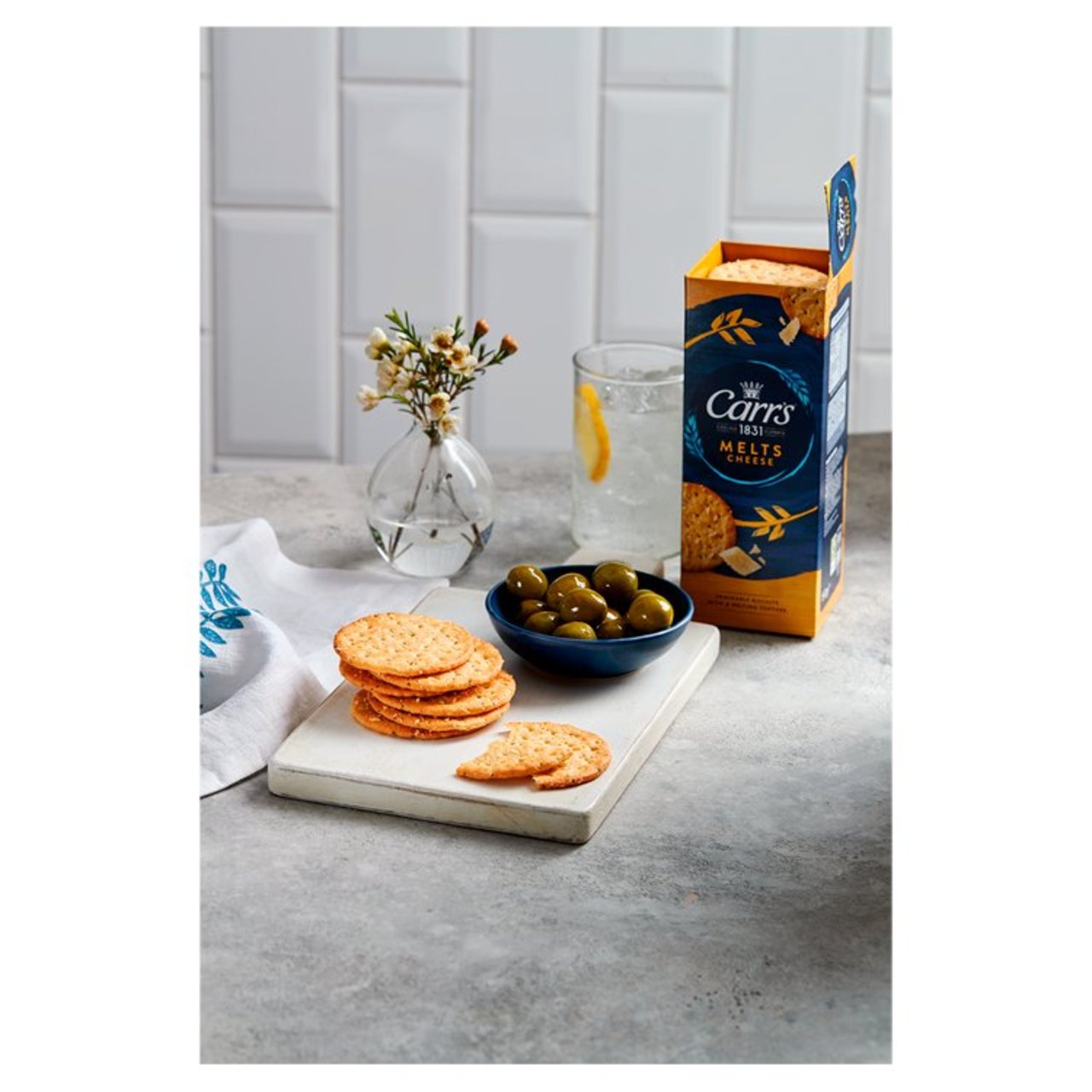 Carr's Melts Original and Cheese Delicious Crispy Wheaten Crackers 6x150g